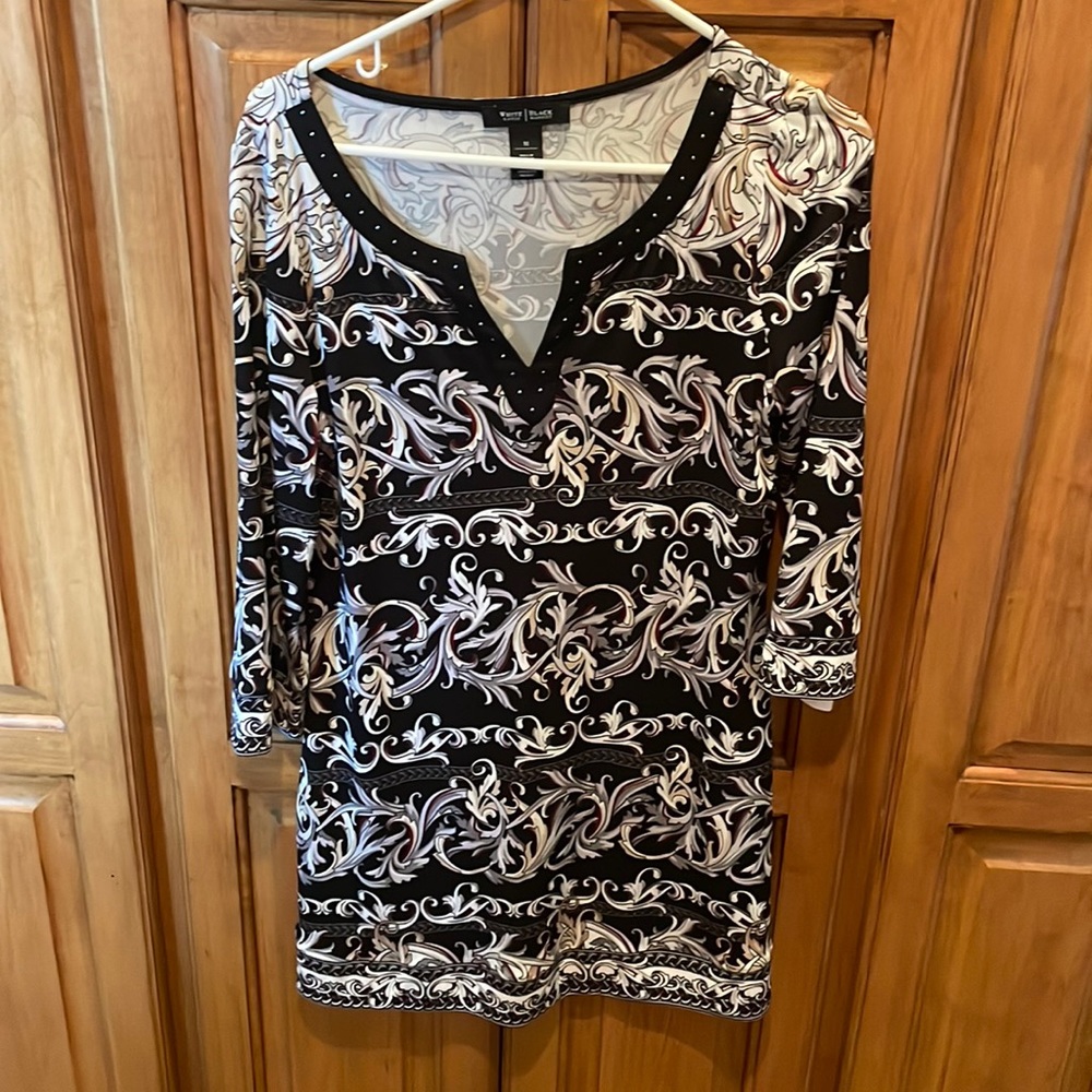 WhiteHouse Black Market Dress
